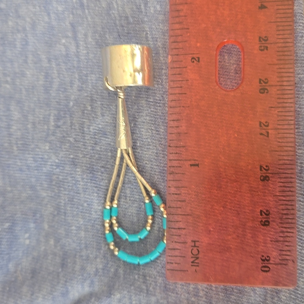 Vintage Southwestern, Sterling and Turquoise Bead Ear Cuff - Picture 3 of 5